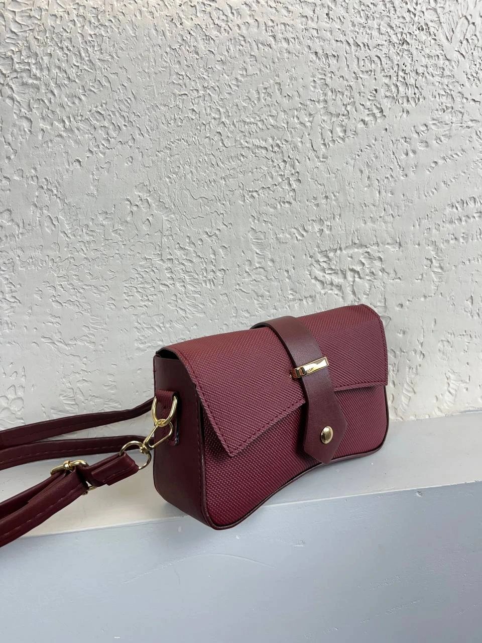 Bordo Renk Tokalı Çanta CB65446