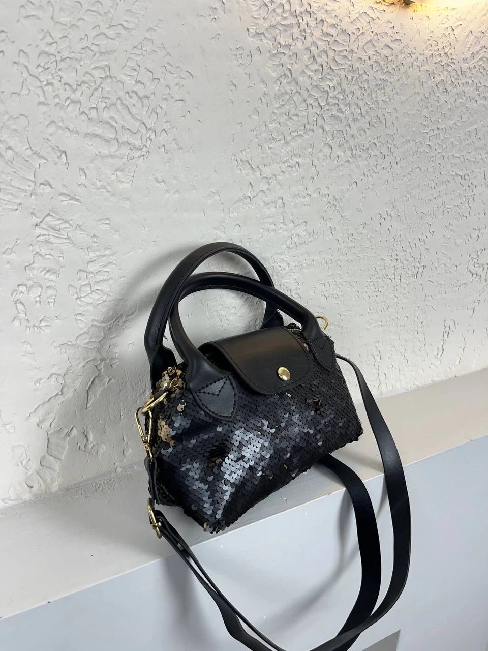 Full Siyah Saplı Pullu Çanta CB3209