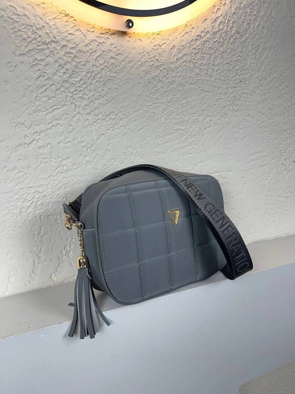 Gri Kapitone Yazılı Kolon Çanta CB1932