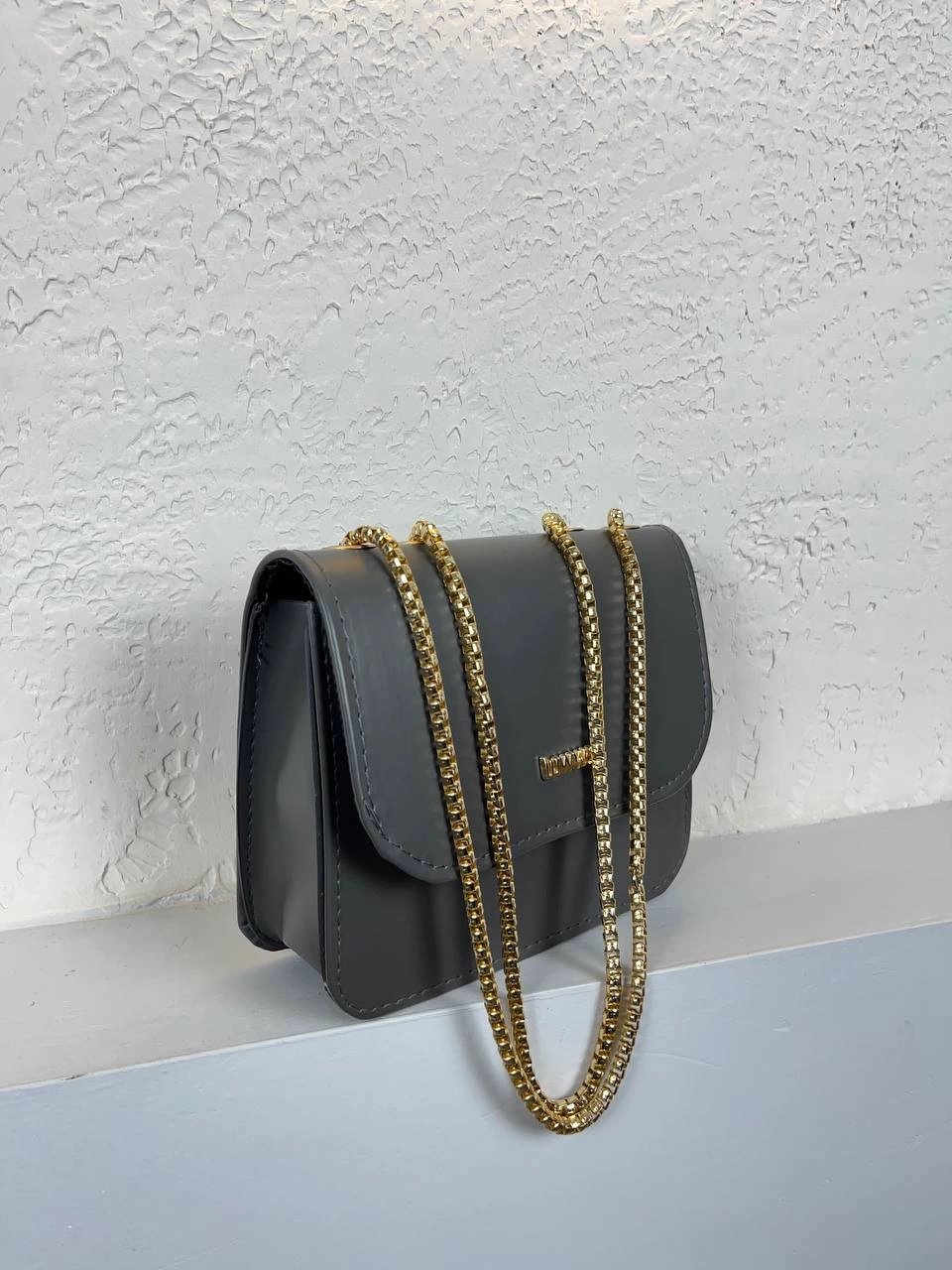 Gri Renk Kalite Deri Zincirli Çanta CB8539