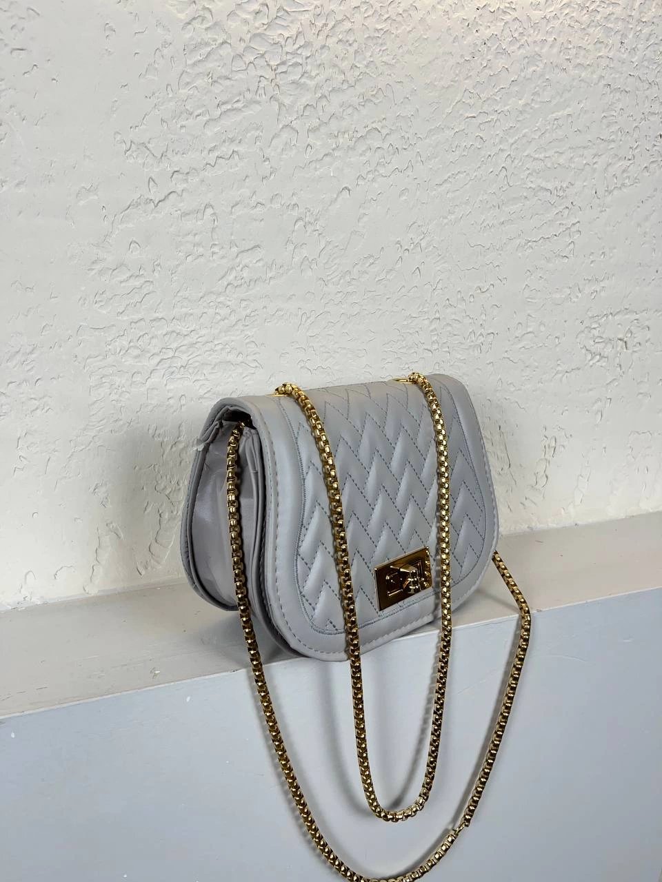 Gri Renk Kapitone Zincirli Çanta CB7432