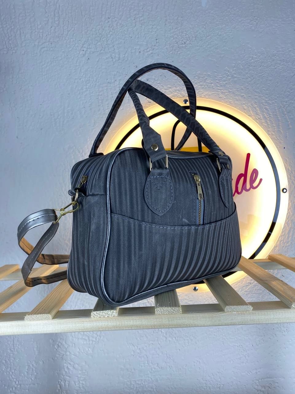 Gri Renk Kol Çanta 2024