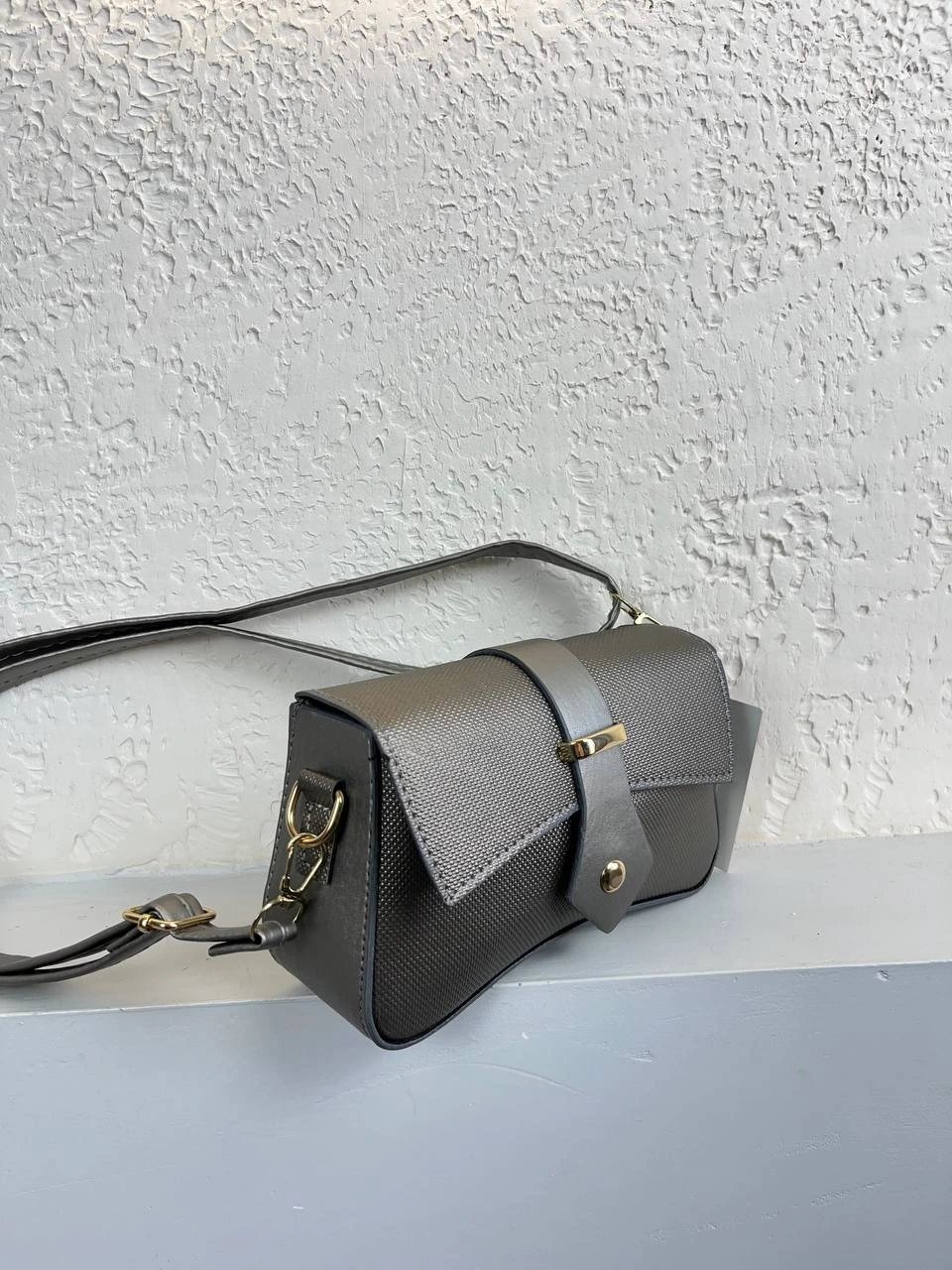 Gri Renk Tokalı Çanta CB65446