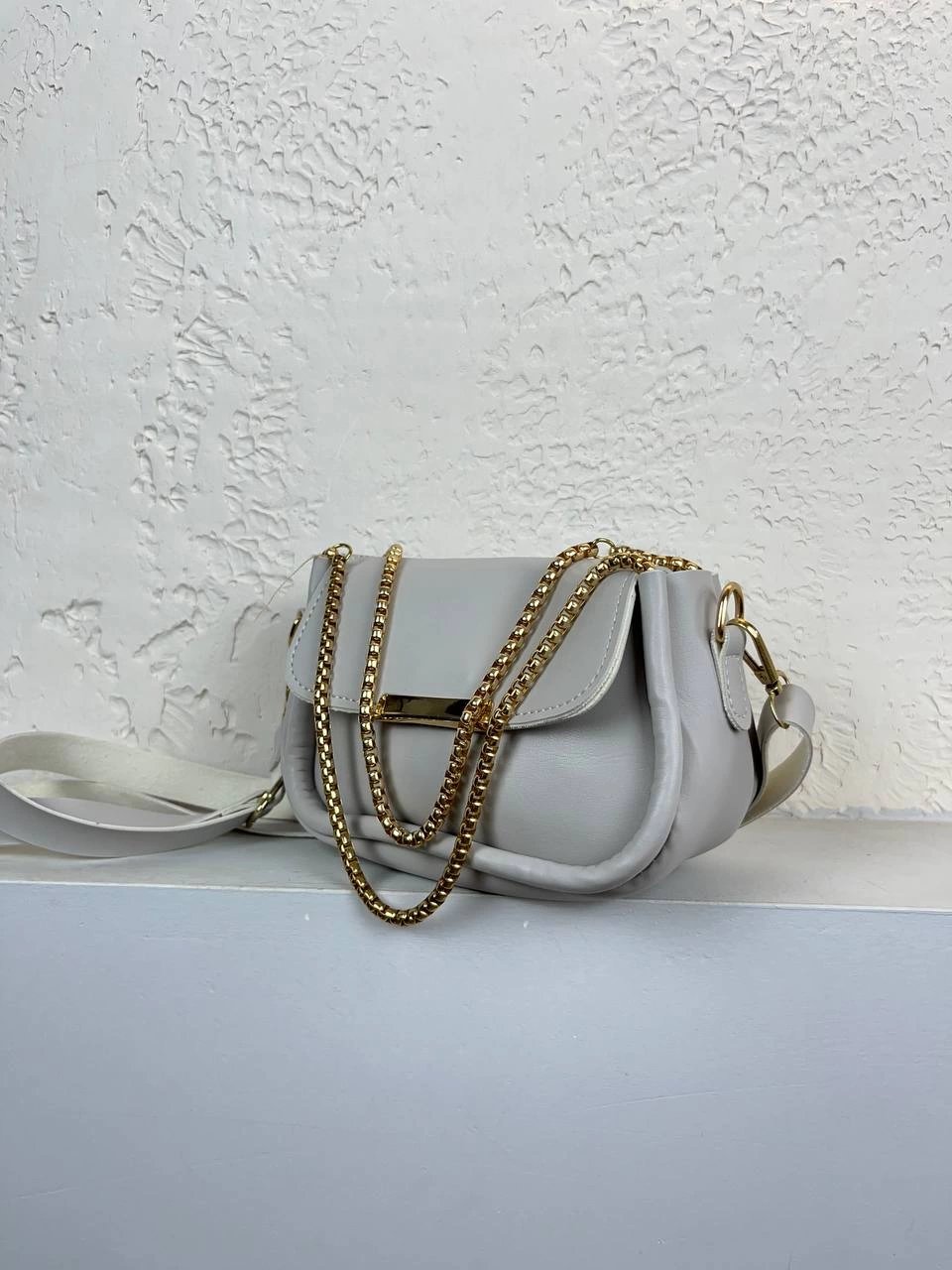 Gri Yumuşak Zincirli Çapraz Çanta CB2125