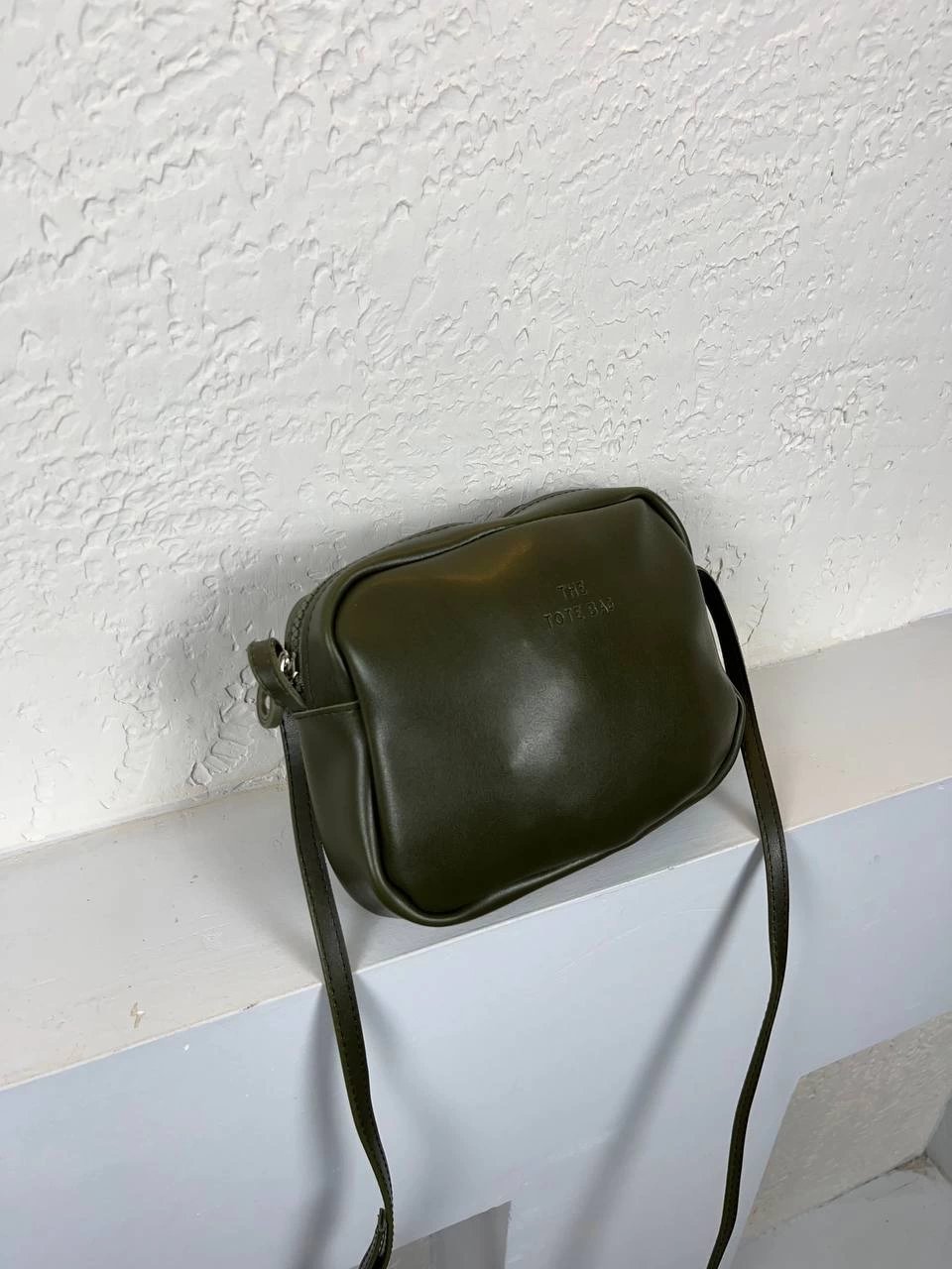 Haki Yeşil Renk Yumuşak Deri Çanta CB2025