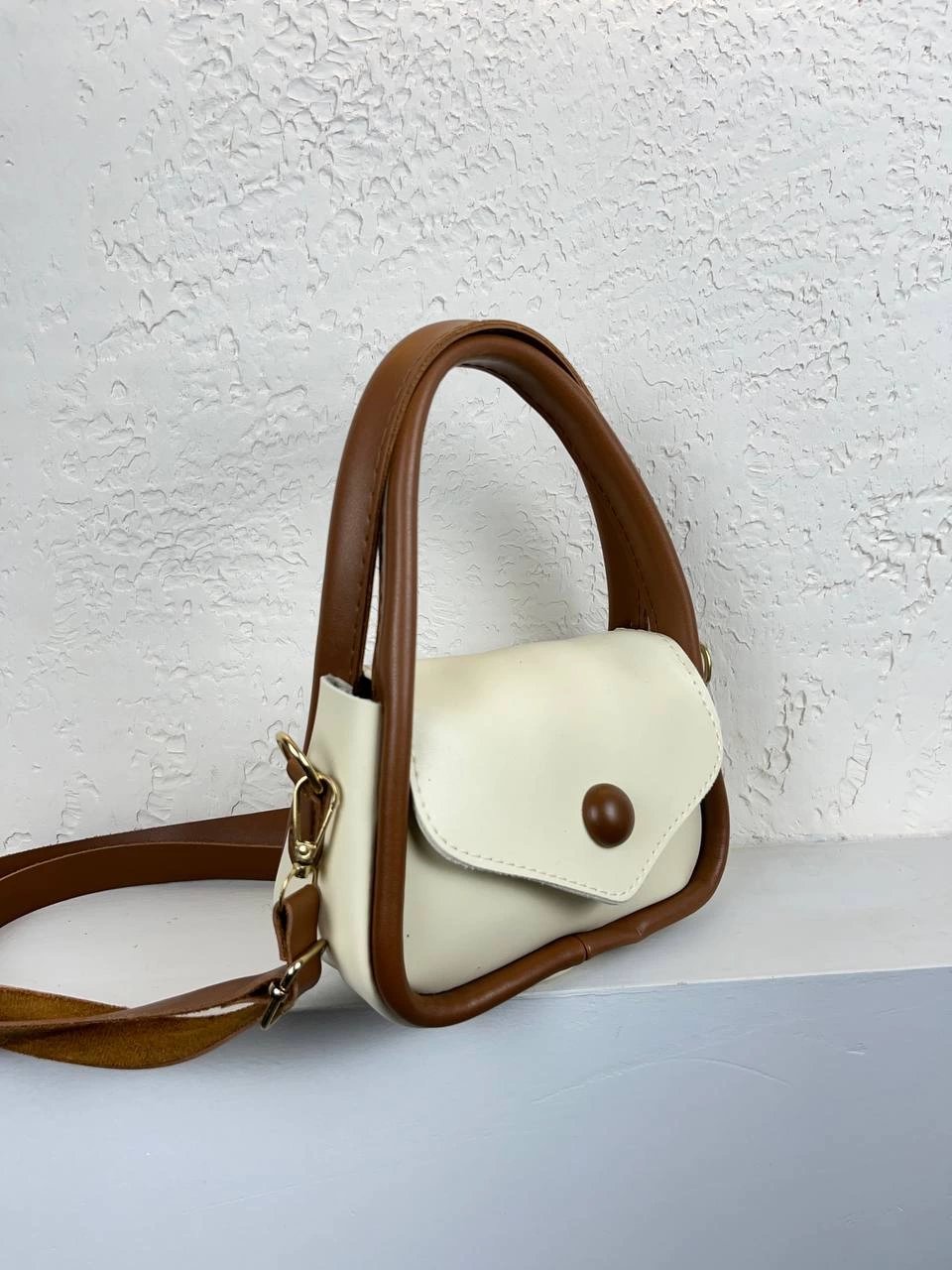 Krem Taba Saplı Detaylı Renk Çapraz Çanta CB6227