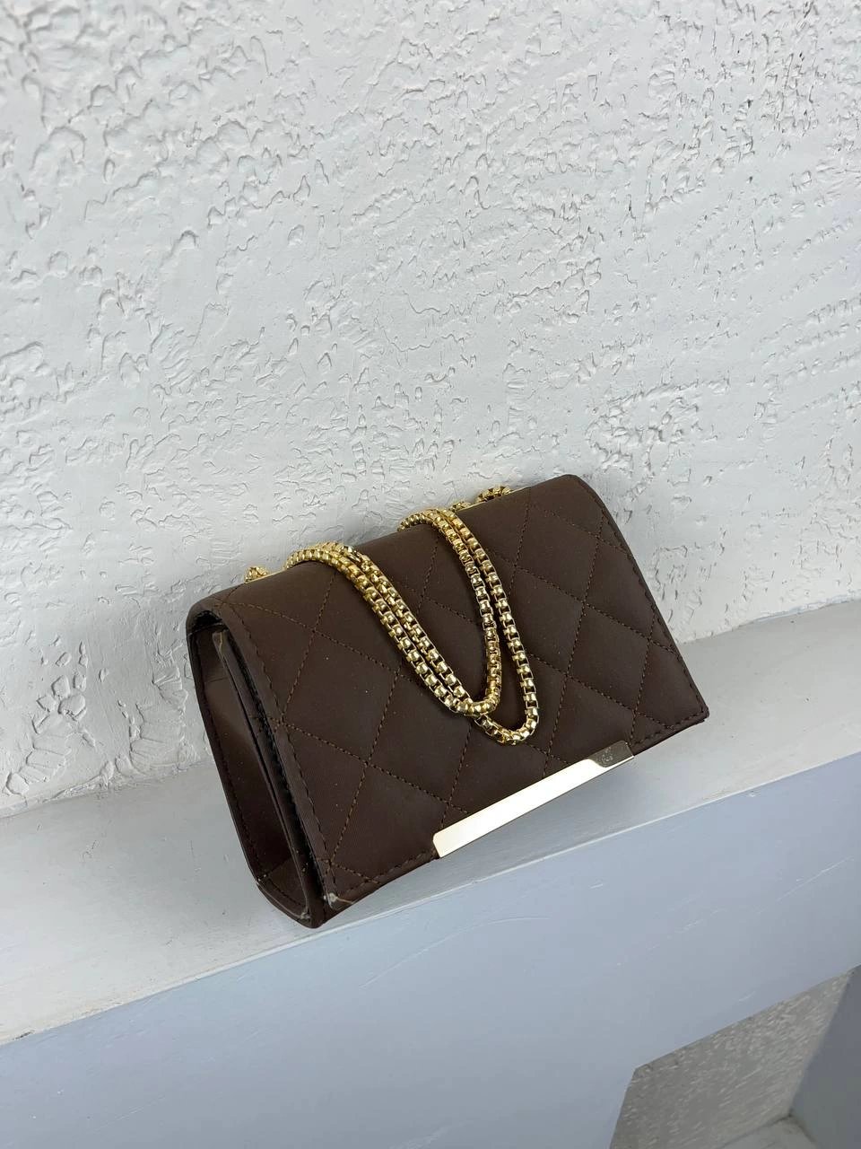 Kahve Kapitone Zincirli Çapraz Çanta CB9669