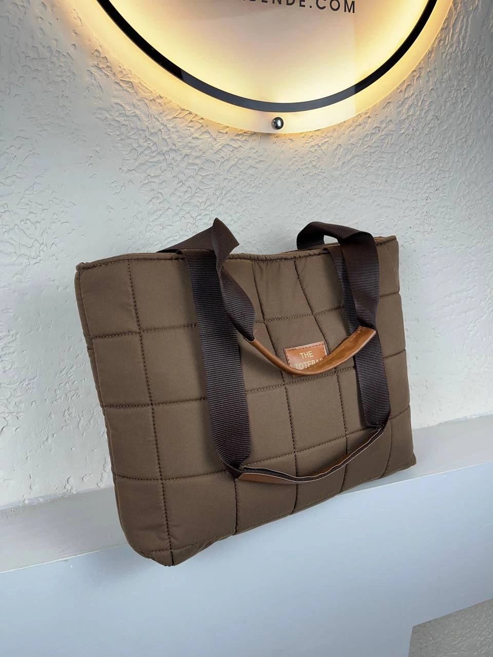 Kahve Renk Büyük Boy Kampanyalı Paraşüt Kol Çanta CB96278