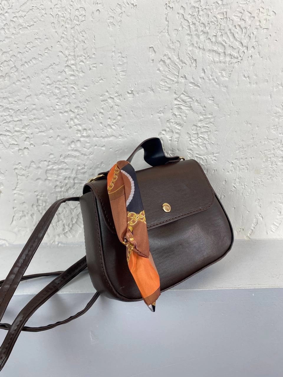 Kahve Renk Fularlı Çapraz Çanta