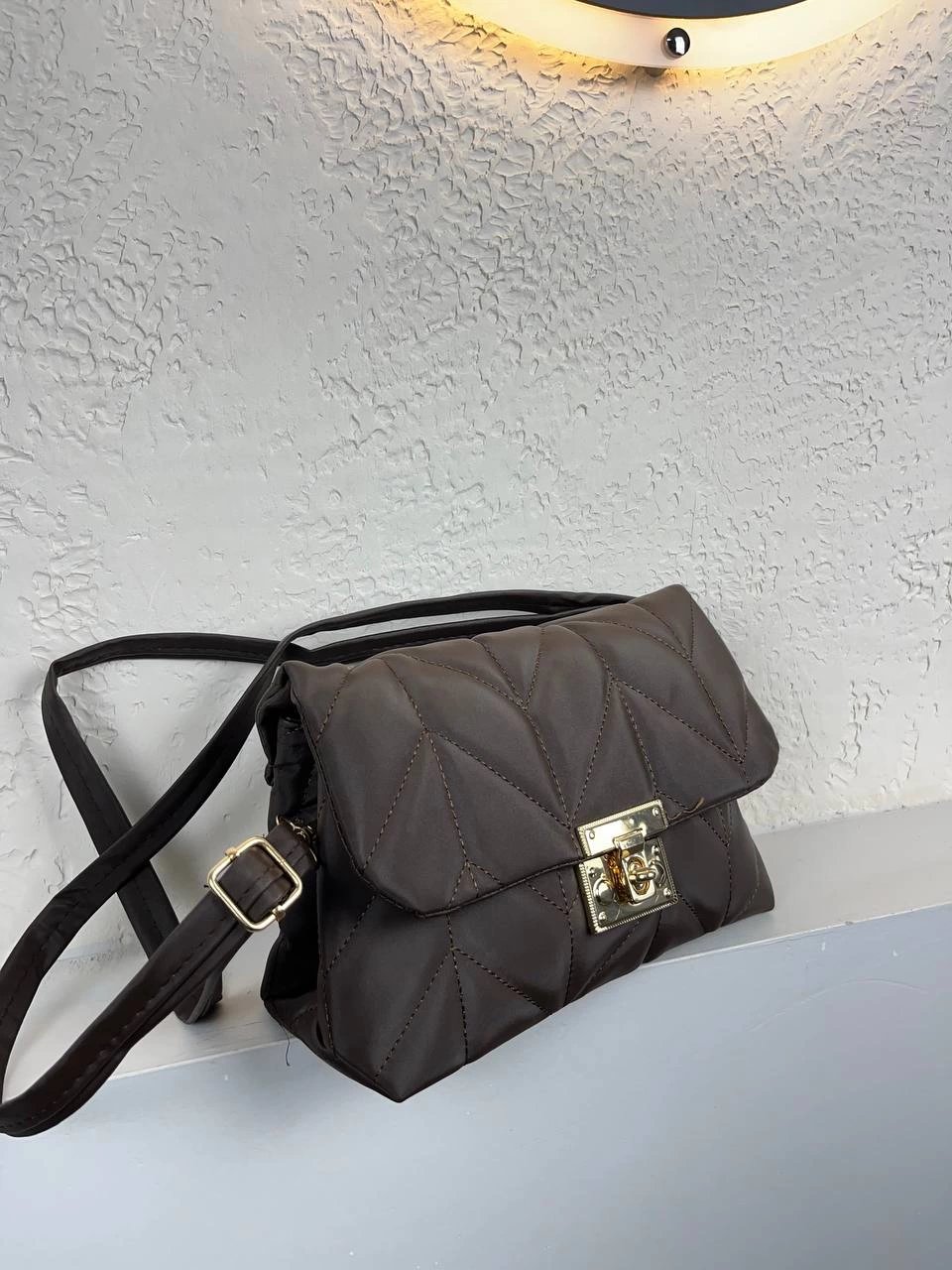 Kahve Renk Sarı Kilit 2 Bölme Çanta CB6279