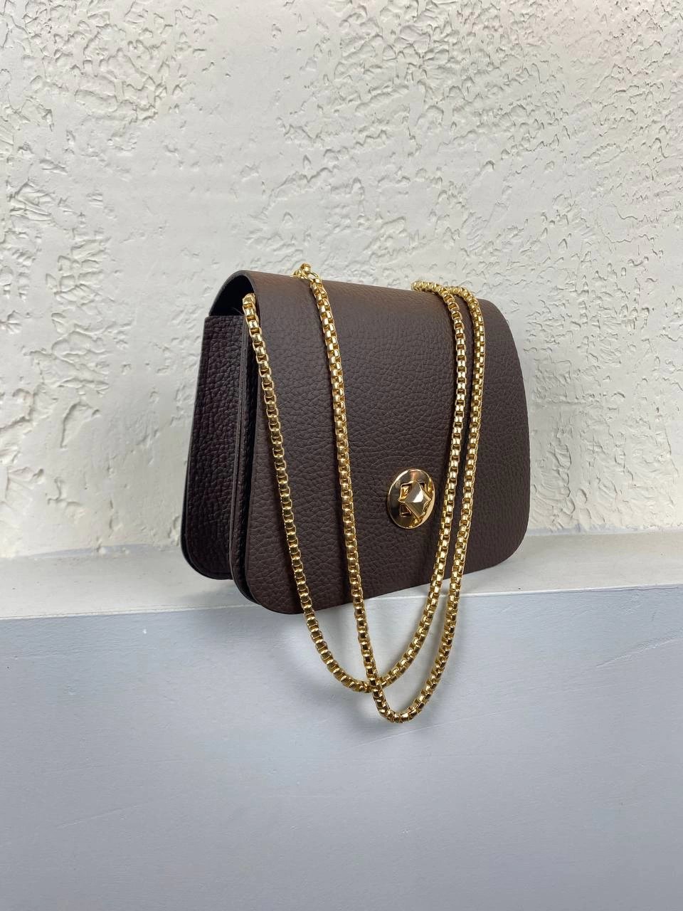 Kahve Renk Zincirli Kalıp Kol Çanta