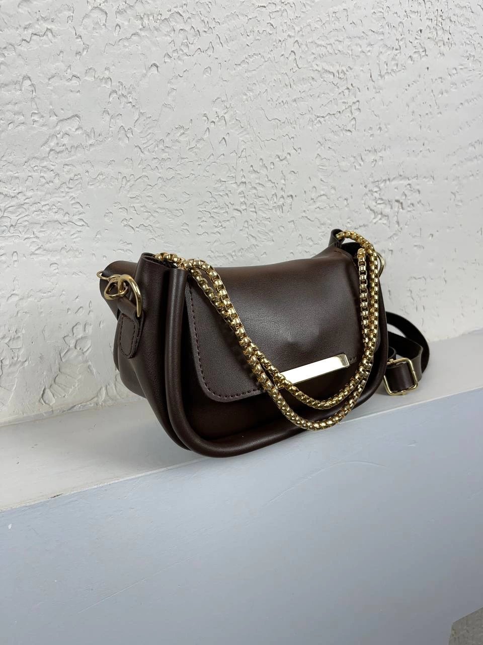 Kahve Yumuşak Zincirli Çapraz Çanta CB2125