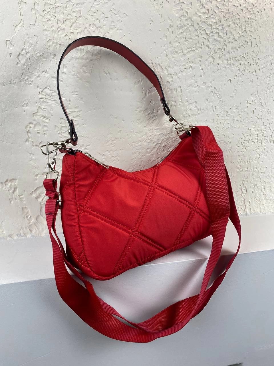 Kırmızı Renk Paraşüt Kol Çapraz Çanta