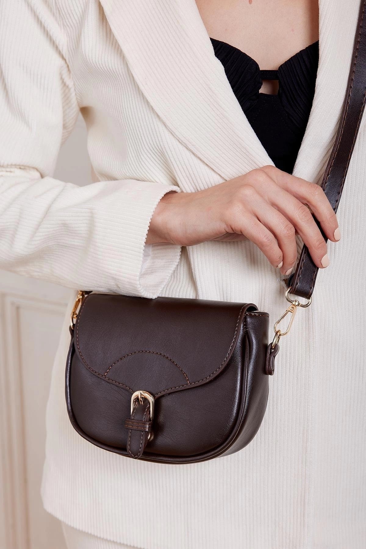 Koyu Kahve Renk Mini Çanta