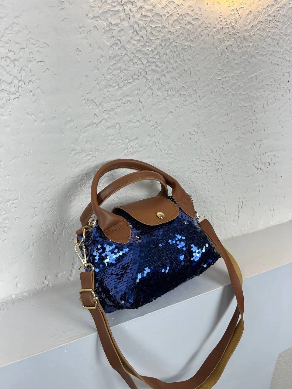 Koyu Lacivert Taba Saplı Pullu Çanta CB3209