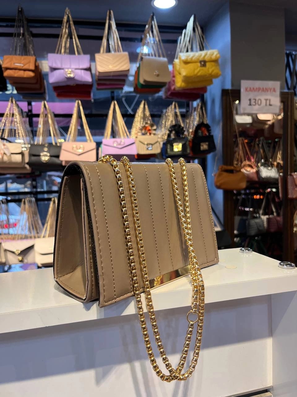 Koyu Vizon Kalite Zincirli Çapraz Çanta CB65217