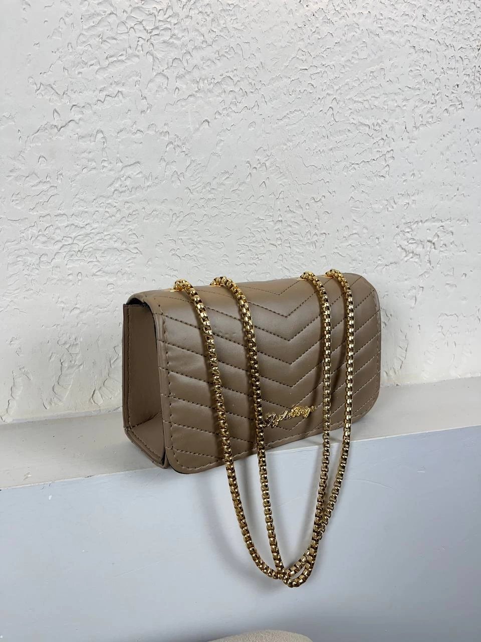 Koyu Vizon Kapitone Yeni Sezon Zincirli Çanta CB7439