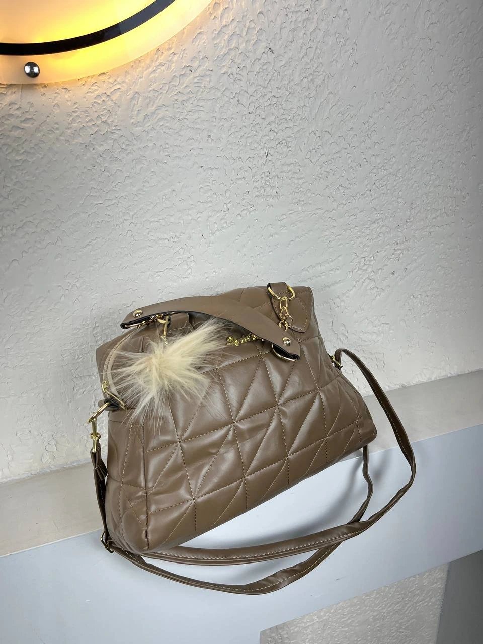 Koyu Vizon Ponpon hediyeli Zincirli Çapraz Çanta CB7826