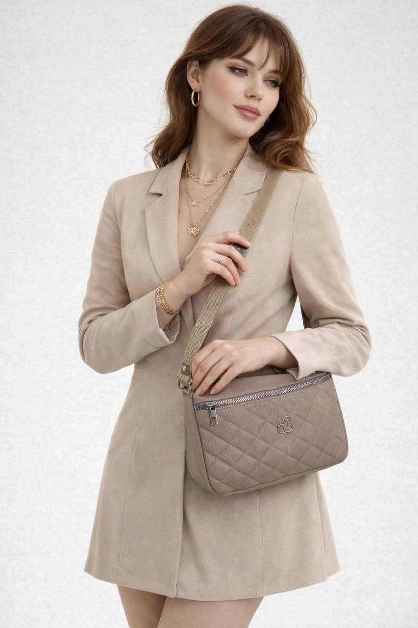 Koyu Vizon Renk 3 Bölme Kapitone Çanta CB90113