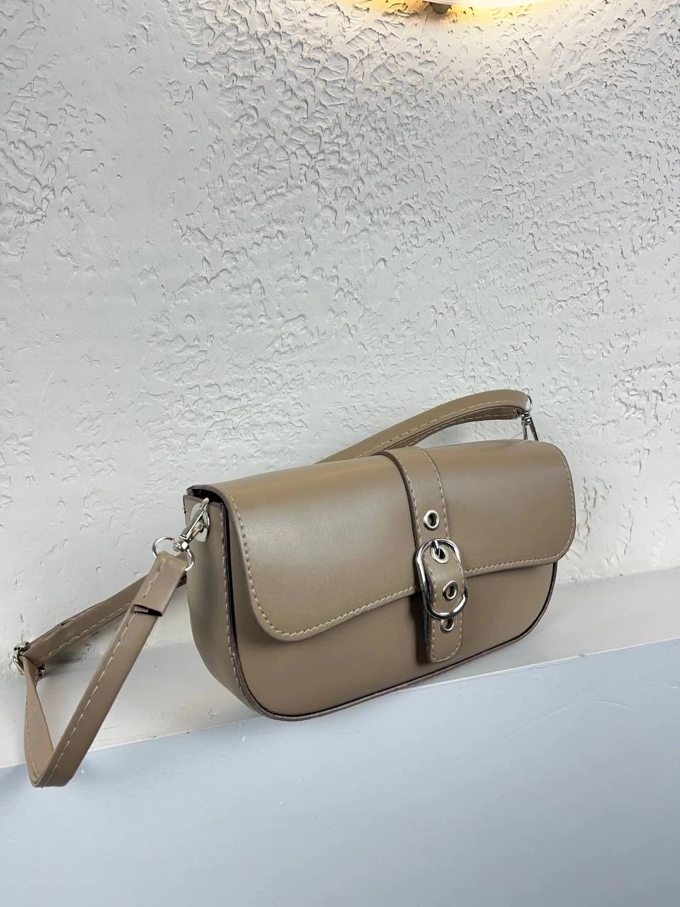 Koyu Vizon Renk Önü Tokalı Çanta CB02398