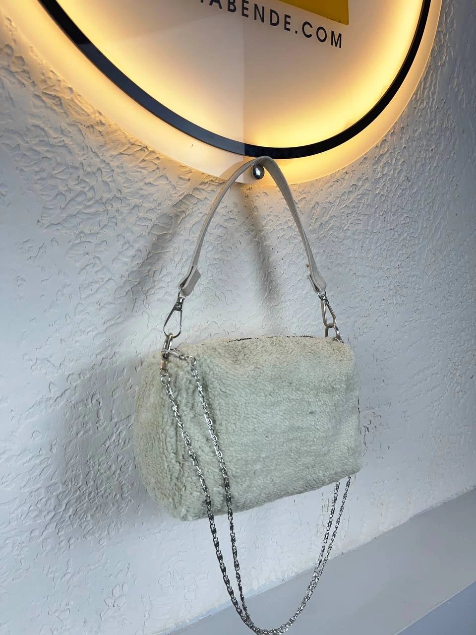 Krem Peluş Silindir Çanta CB6309