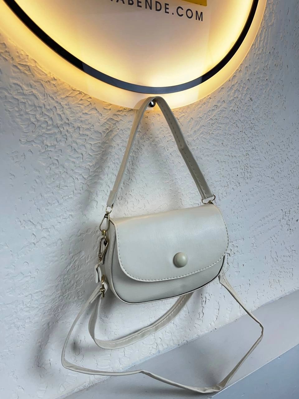 Krem Renk Düğmeli Çapraz Çanta CB98422