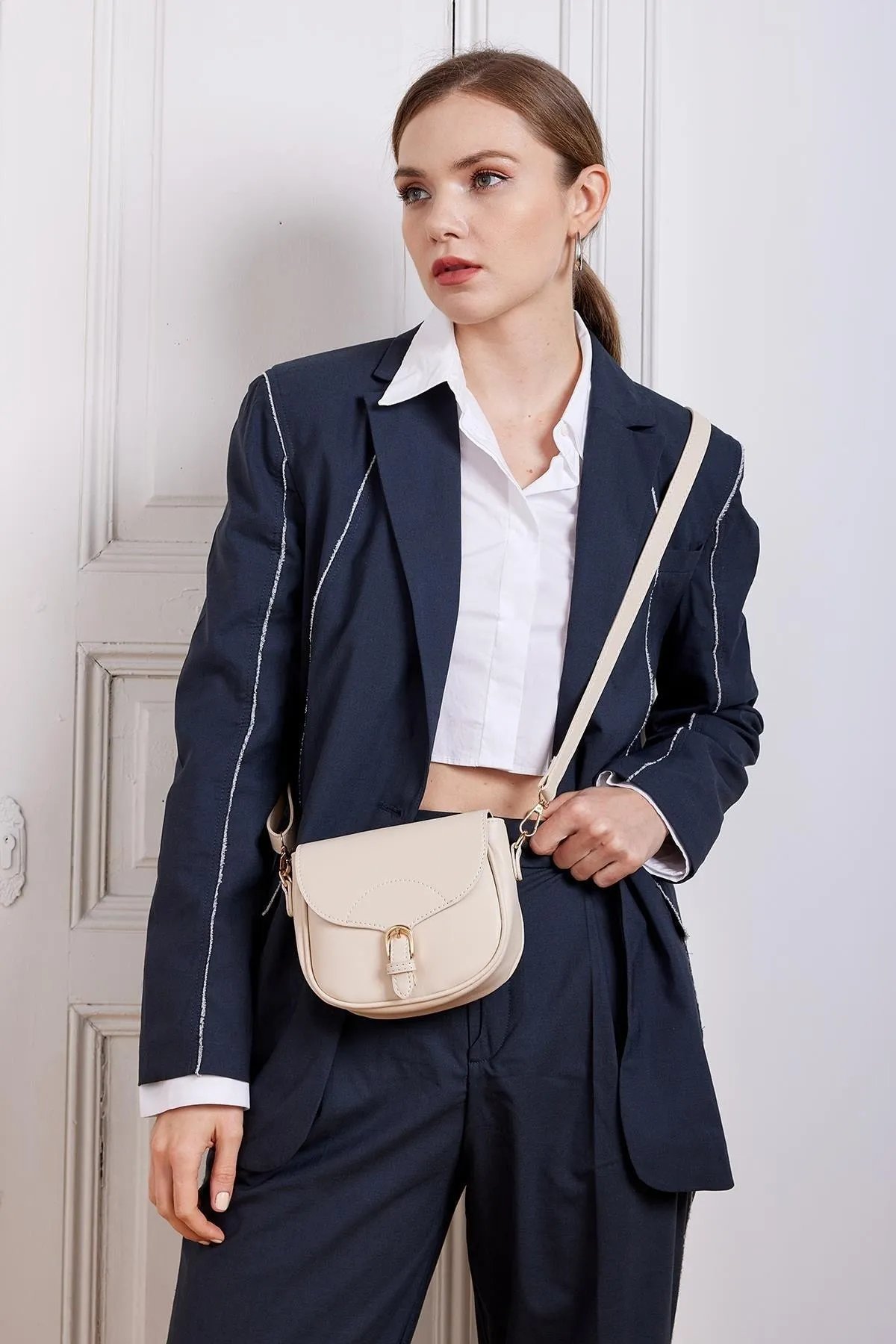 Krem Renk Mini Boy Çanta