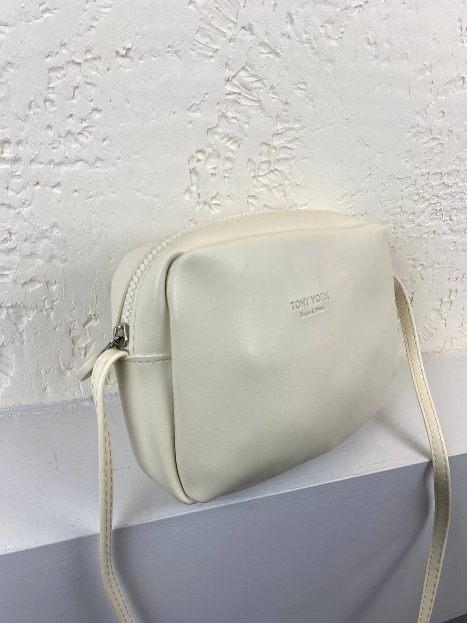 Krem Renk Yumuşak Deri Çanta