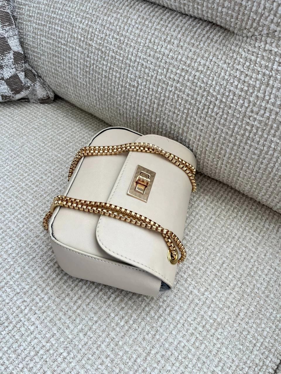 Krem Zincirli Çapraz Çanta CB3552