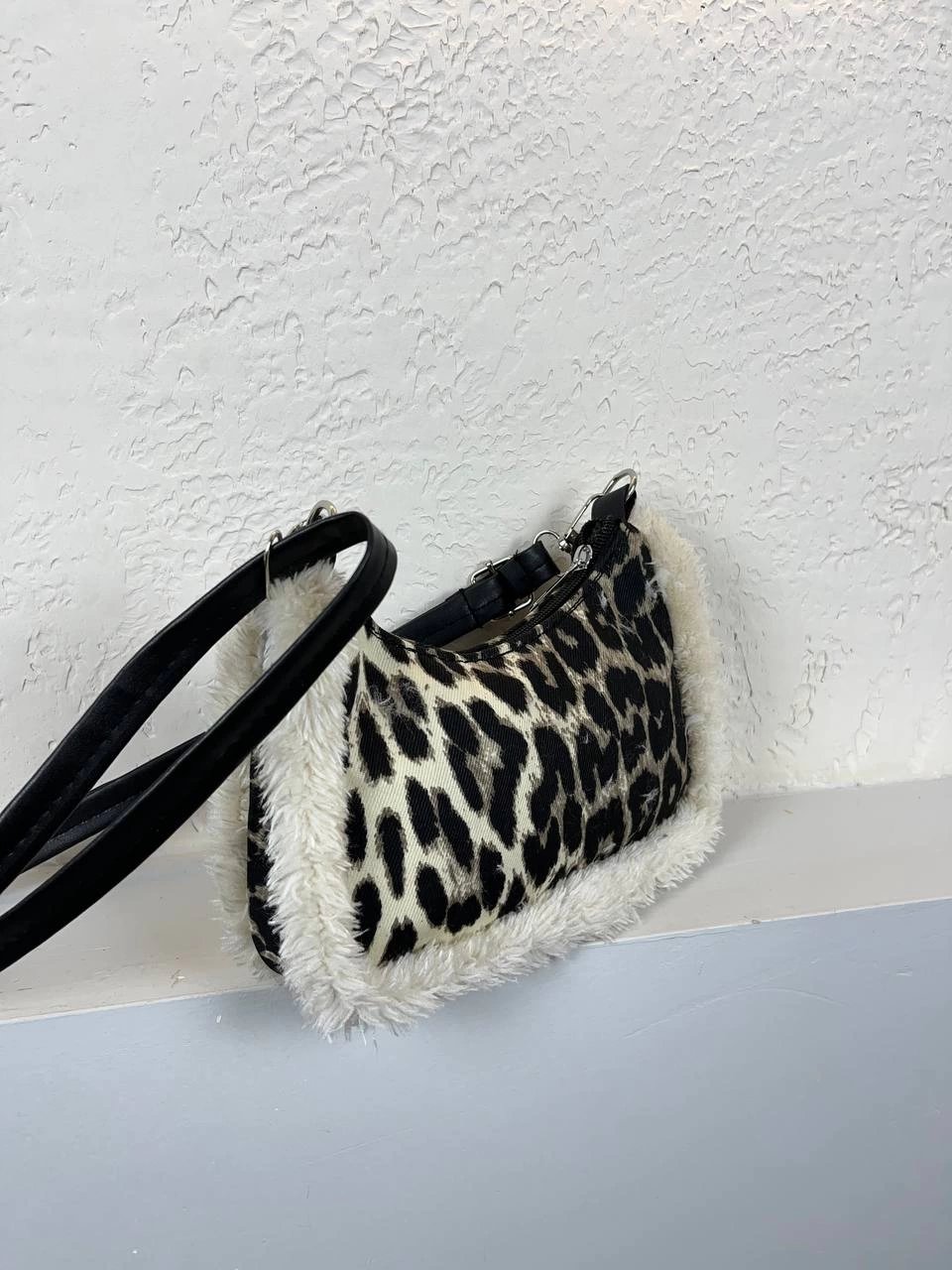 Leopar Renk Yeni Yumuşak Deri Yanları Peluş Çanta CB6397