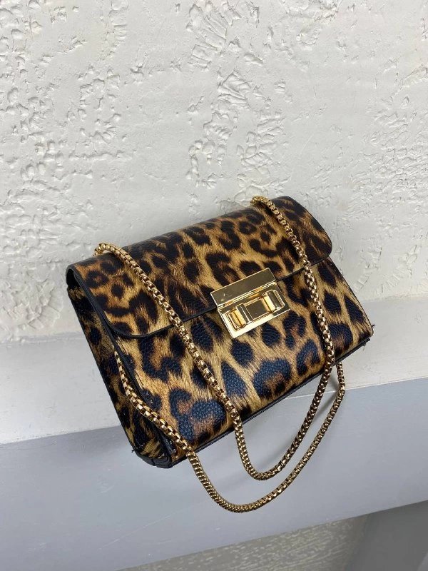 Leopar Zincir Detaylı Çapraz Çanta