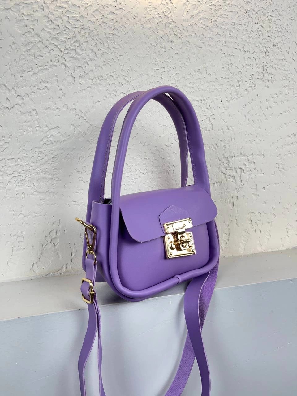 Lila Renk Kilitli Çapraz Çanta CB6974