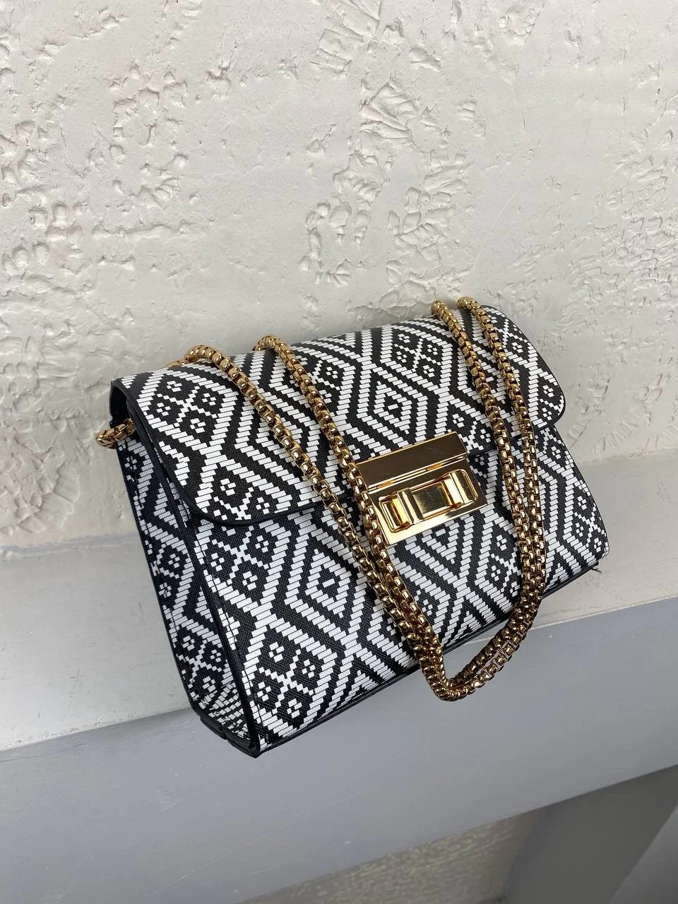 Magazin Zincir Detaylı Çapraz Çanta CB9103