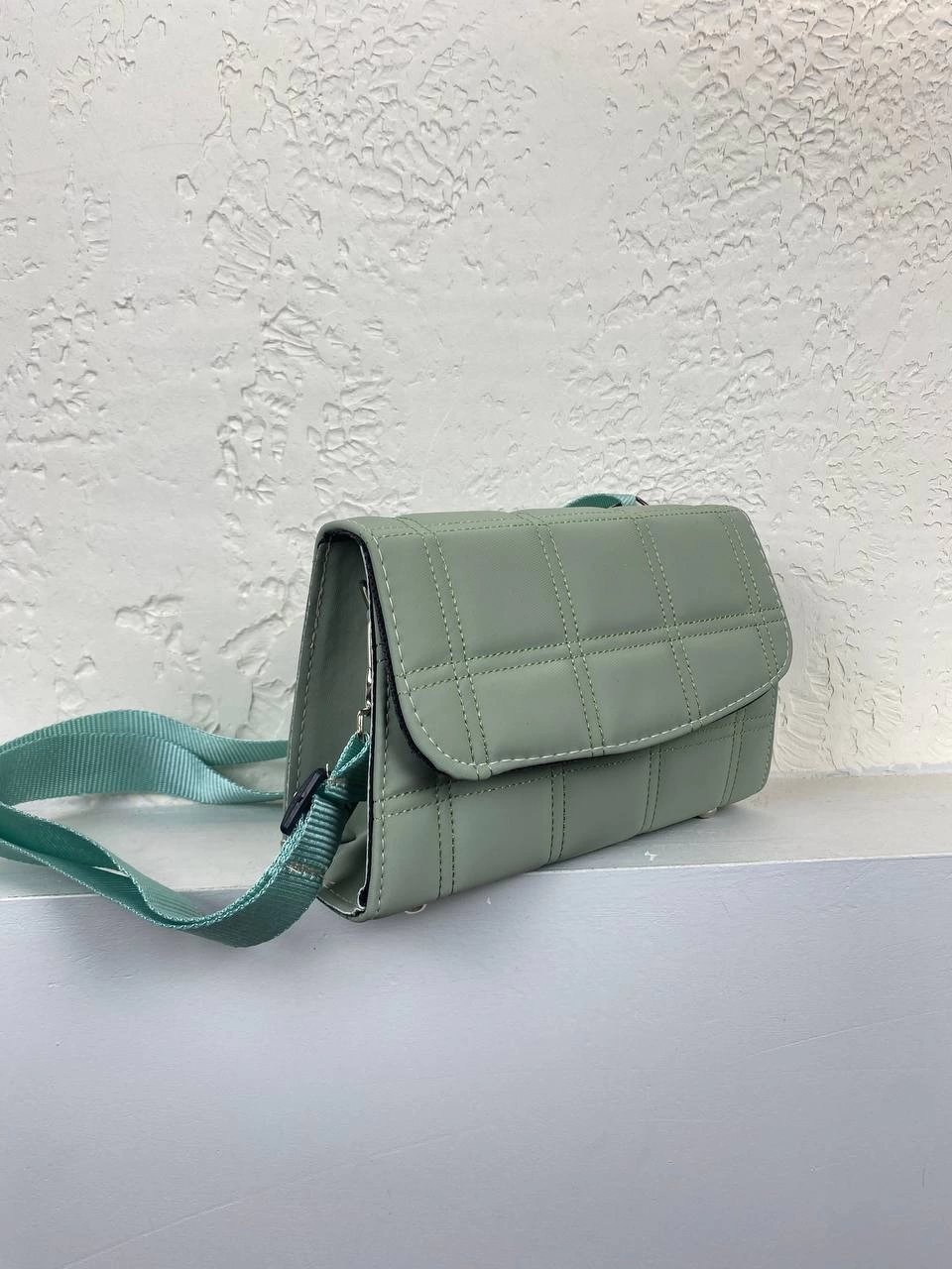 Mint Yeşil Kapitone Çanta 2024