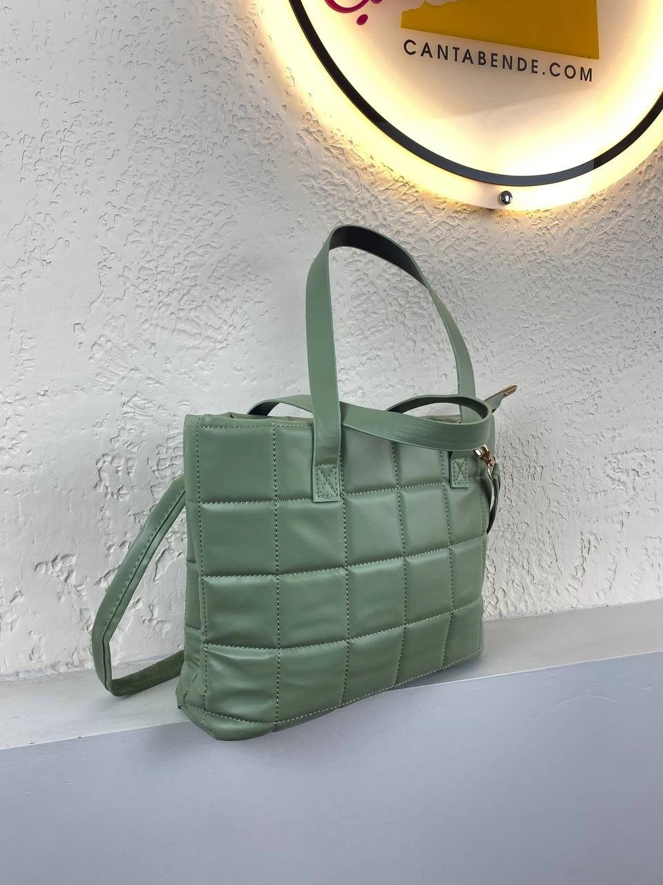 Mint Yeşil Kapitone Kol Çanta CB2024