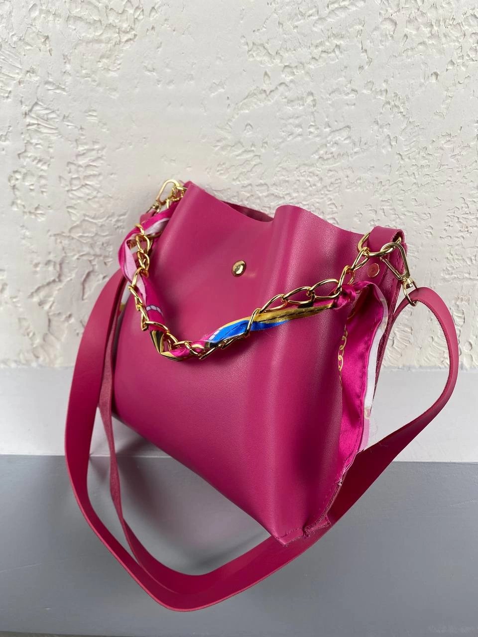 Pembe Büzgülü Çanta 2024