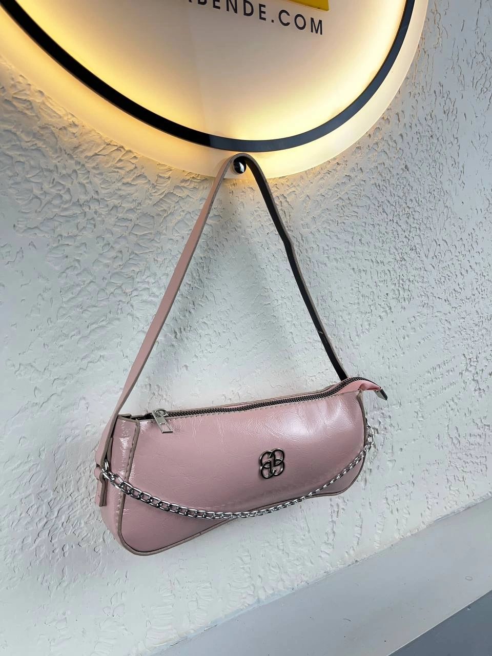 Pudra Renk Önü Zincirli Çanta CB8911