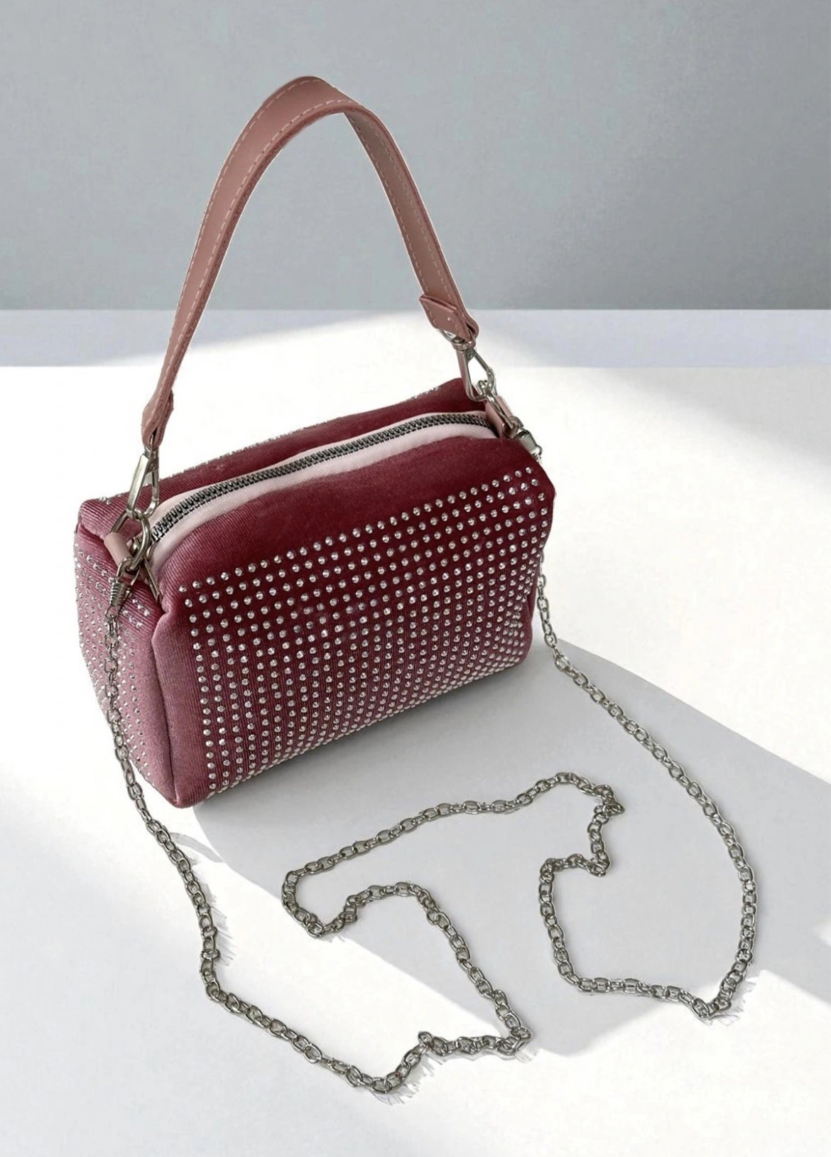 Pudra Renk Taşlı Zincirli Çanta CB1230