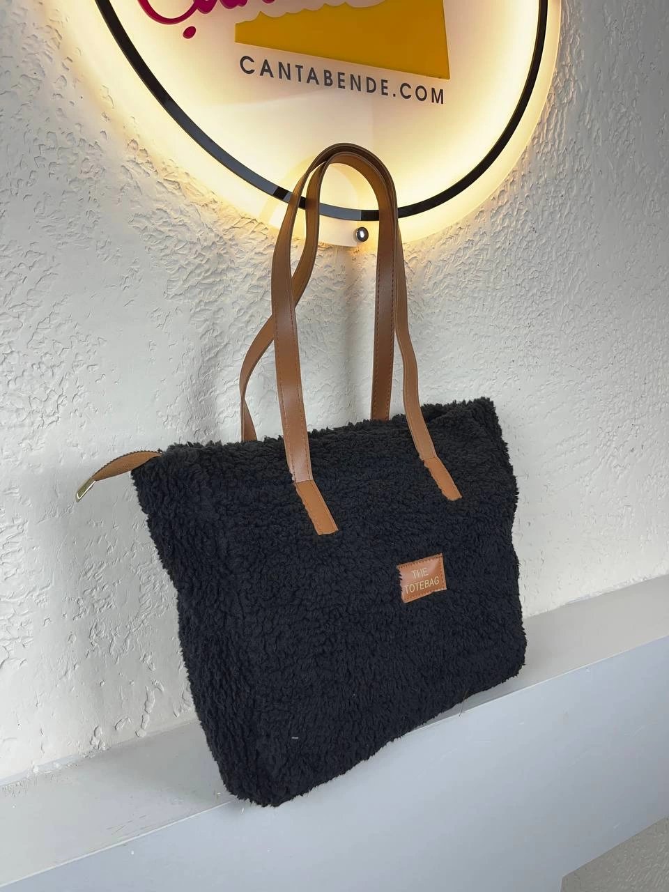 Siyah Büyük Boy Peluş Çanta CB7403