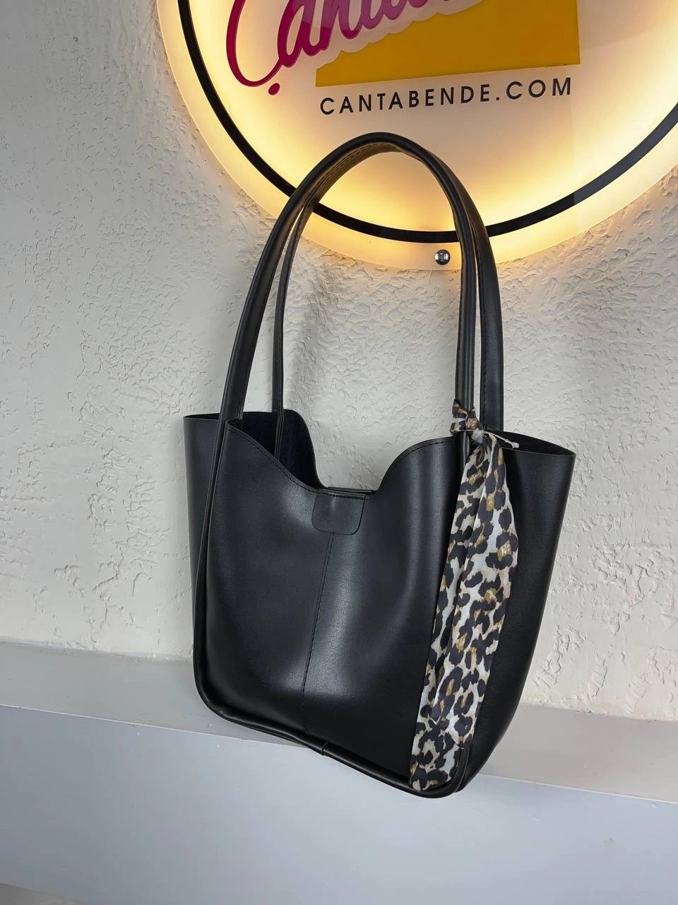 Siyah Deri Kol Çanta CB2030