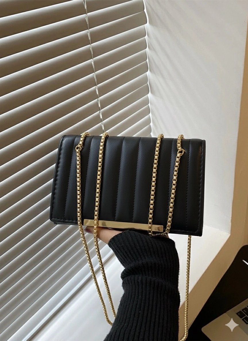 Siyah Kalite Zincirli Çapraz Çanta CB65217