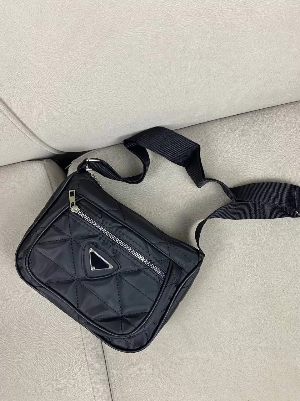 Siyah Kapitone 2 Bölme Kol Çanta
