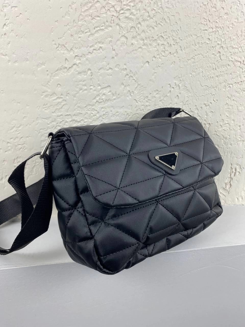 Siyah Kapitone Çapraz Çanta 2024