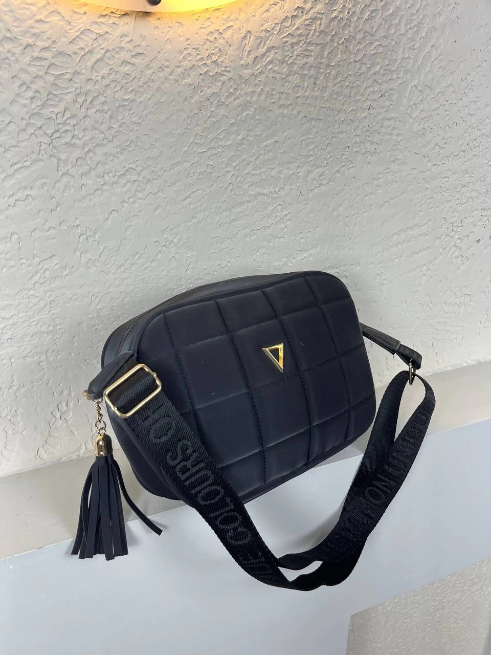 Siyah Kapitone Yazılı Kolon Çanta CB1932