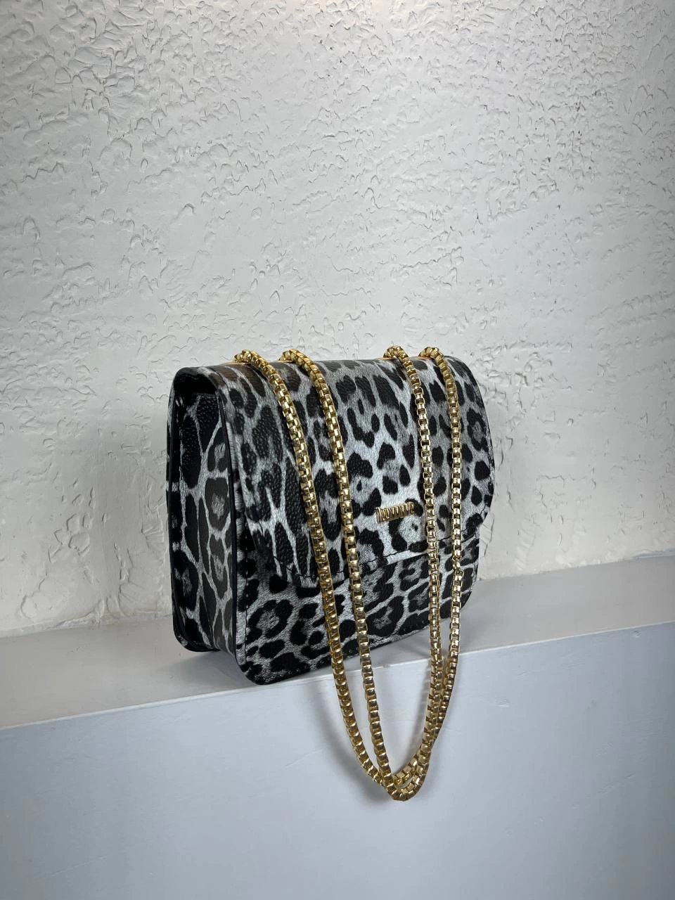 Siyah Leopar Renk Kalite Deri Zincirli Çanta CB8539