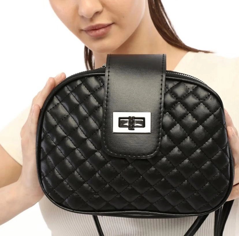 Siyah Renk 3 Bölme Çanta CB31781