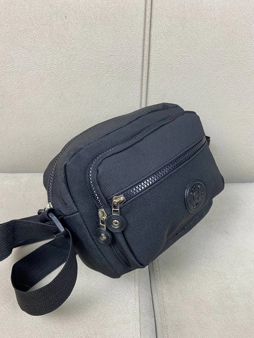 Siyah Renk 3 Cepli Çanta