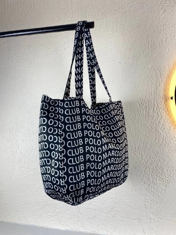 Siyah Renk Büyük Boy Çanta