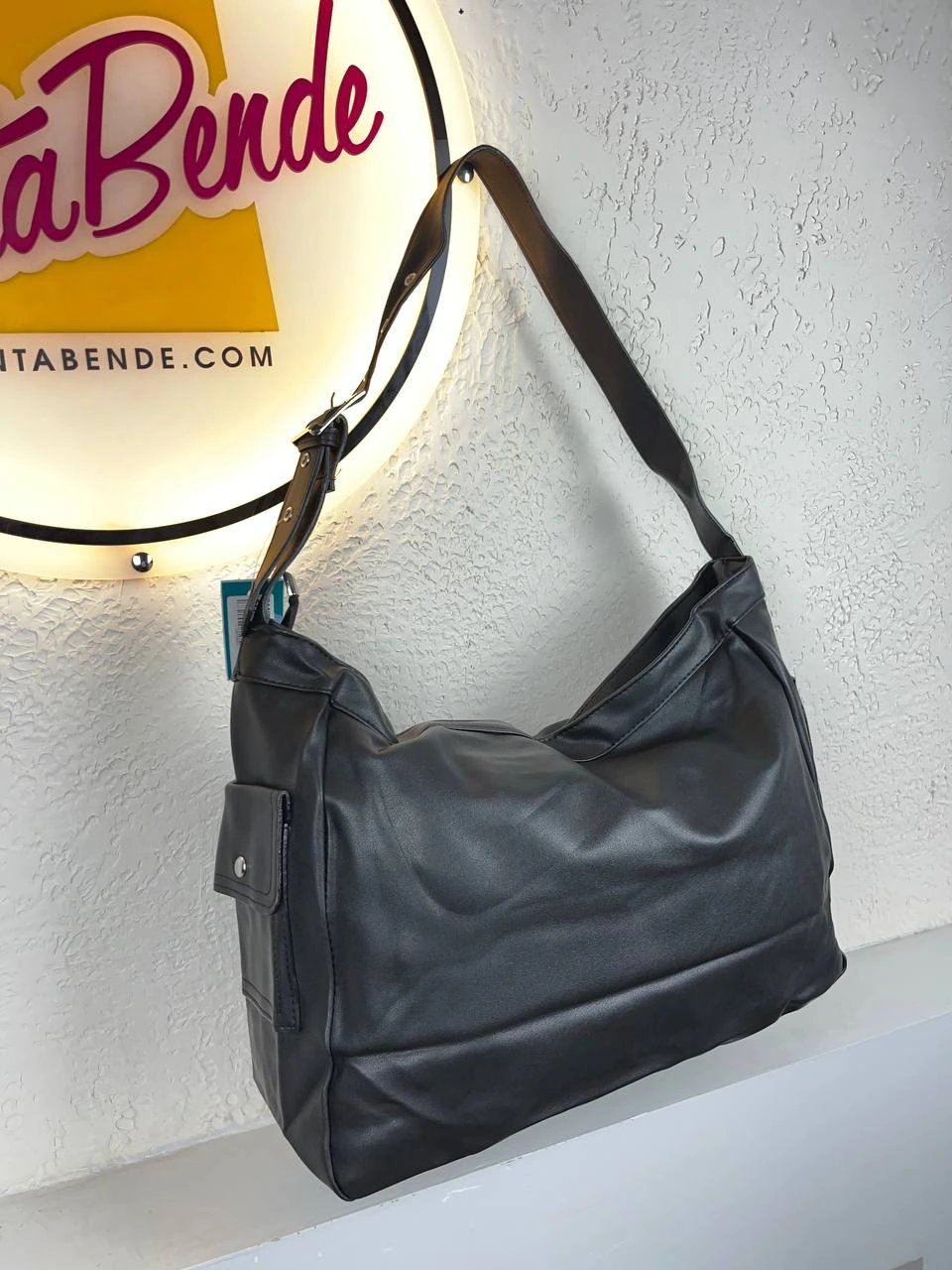 Siyah Renk Büyük Boy HB Çanta CB01414