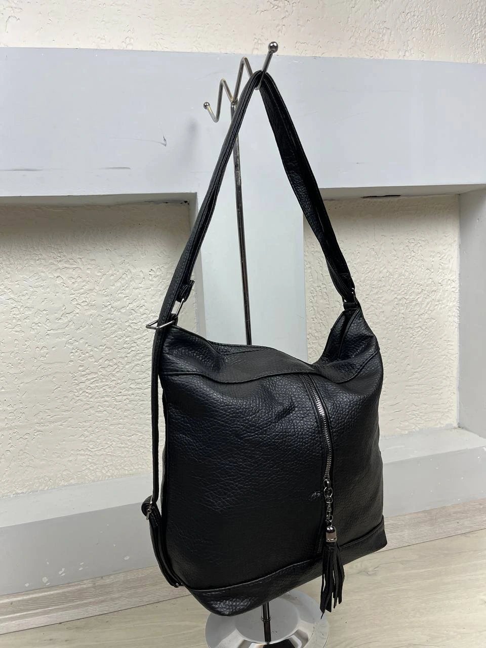 Siyah Renk Hem Sırt Hem Kol HB Çanta CB1790